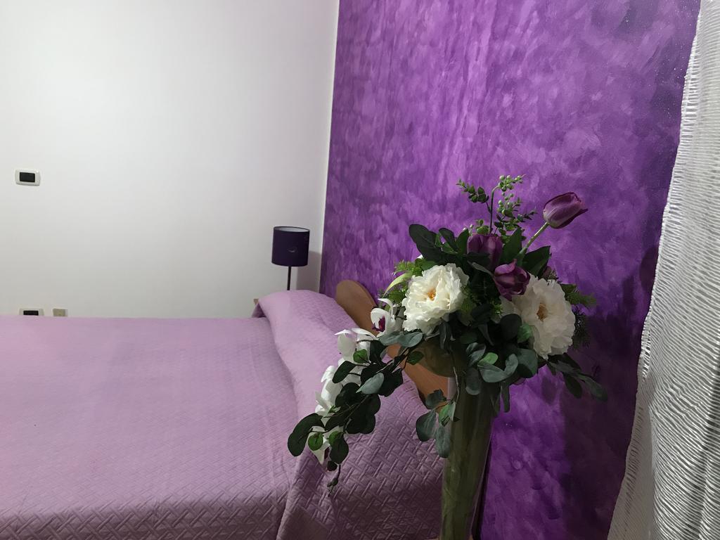Rosy And Roby Bed and Breakfast Gasponi Exteriör bild